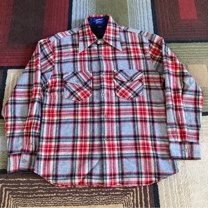 Vintage Puritan Aquawool Plaid Gray Red Flannel Button Up Shirt Long Sleeve Sz M